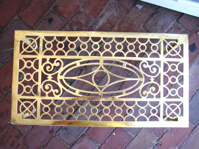 A large Victorian brass trivet circa 1860-1880 — image 2